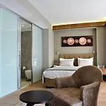 Hotel The Elegant 4*