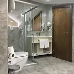 The Elegant Hotel 4*