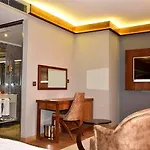 The Elegant Hotel 4*