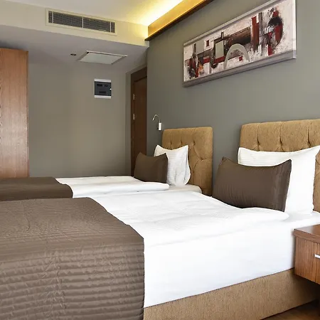The Elegant 4* Стамбул